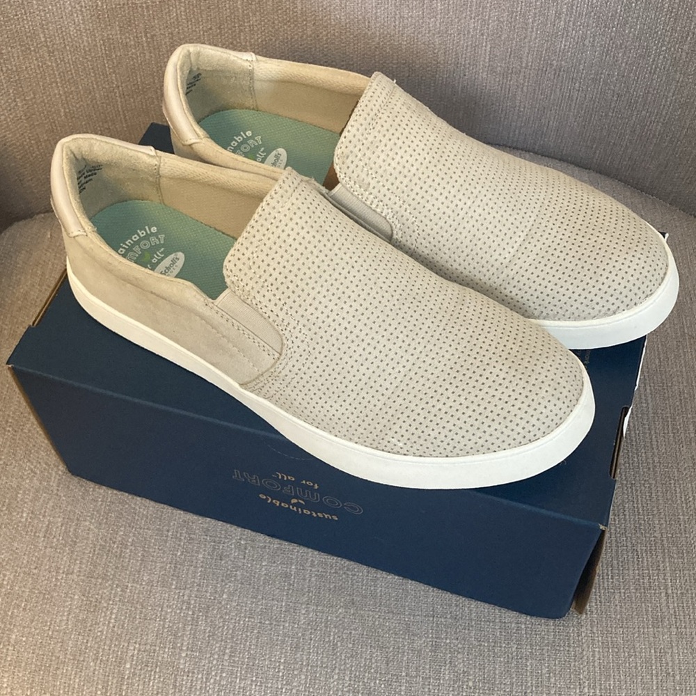 *NEW* Dr.Scholl’s Shoes Size 8.5 Wide